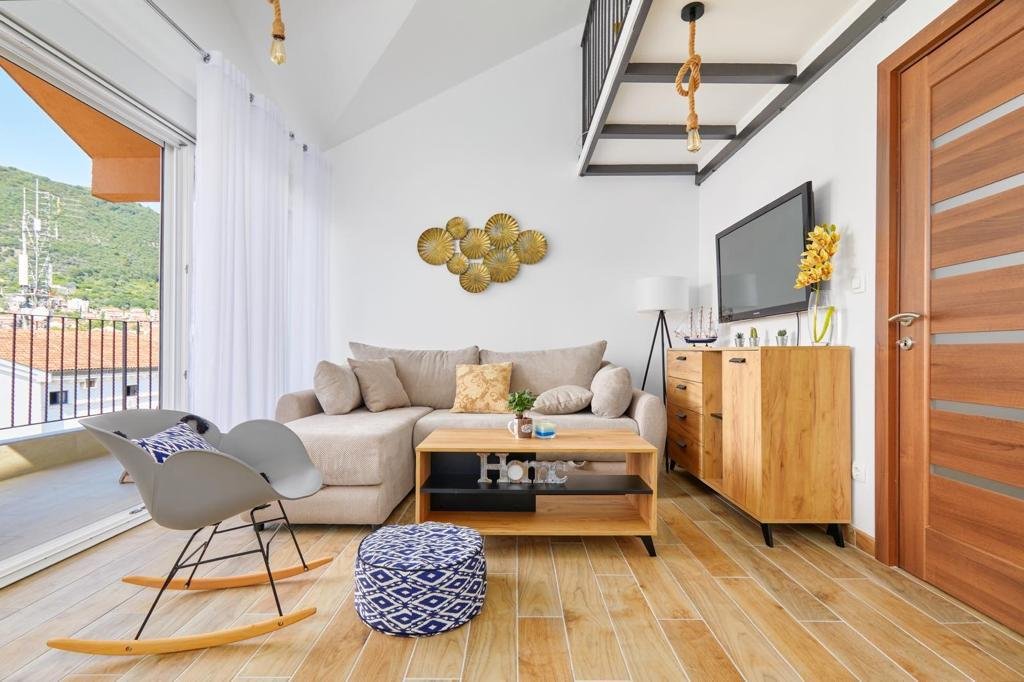 Lux-duplex sa galerijom